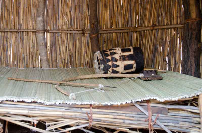 34 - Namibia - poblado Kavango - vivienda - interior